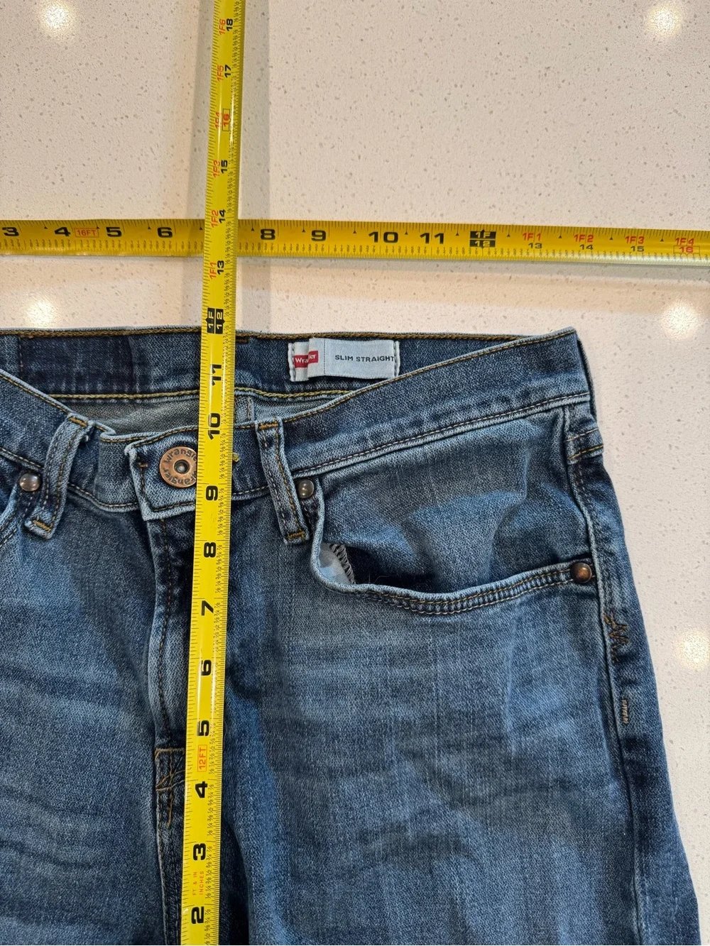 Wrangler Slim Straight Stretch Denim Jeans Women’s 8-10 / Mens 30x32